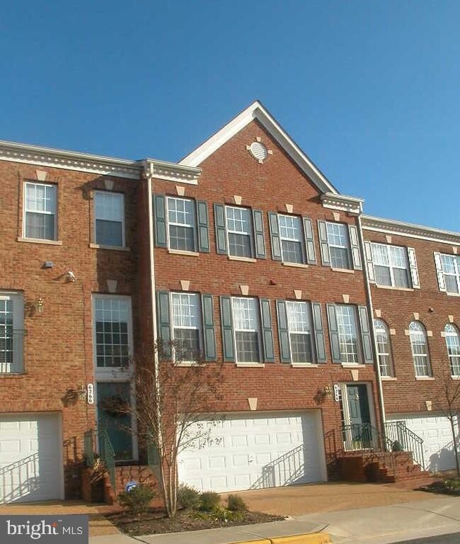 Building Photo - 6264 Shackelford Terrace