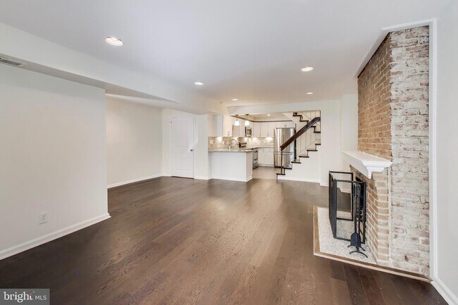 Building Photo - 1625 S Street NW Unit 1