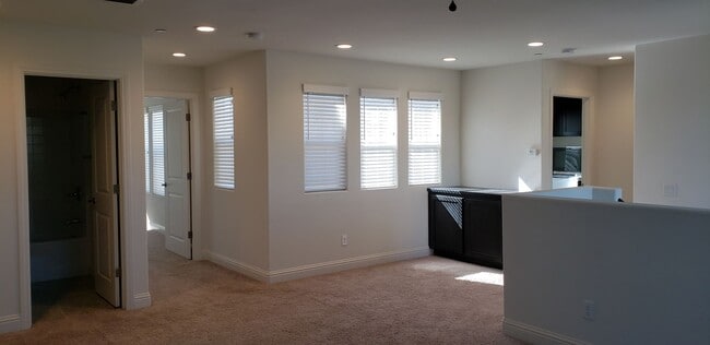 Building Photo - 1179 Wild Star Wy