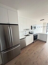 Building Photo - 1121 Dorchester Ave