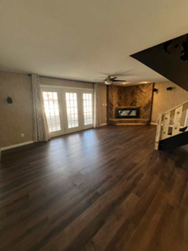 Building Photo - 10517 St Matthew Ln