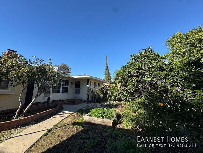 Building Photo - 6641 Murietta Ave