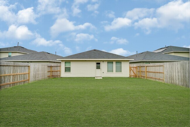 Building Photo - 24126 Maple Turn Ln