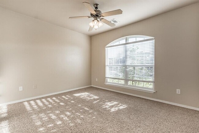 Building Photo - 11444 NW 130th St