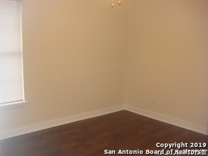 Building Photo - 1039 Cantrell Dr