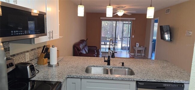 Building Photo - 22523 Westchester Blvd