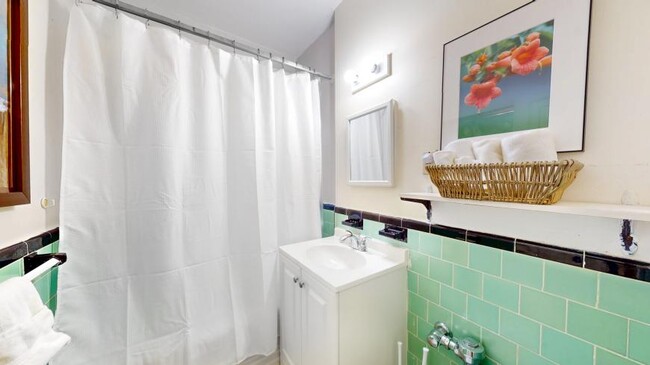 Building Photo - 1 bedroom in Brighton MA 02135
