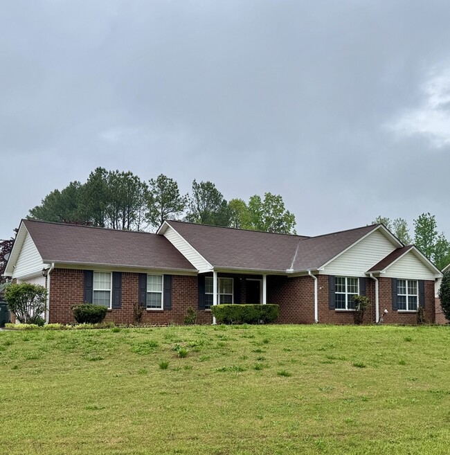 Primary Photo - 103 Balsam Poplar Way