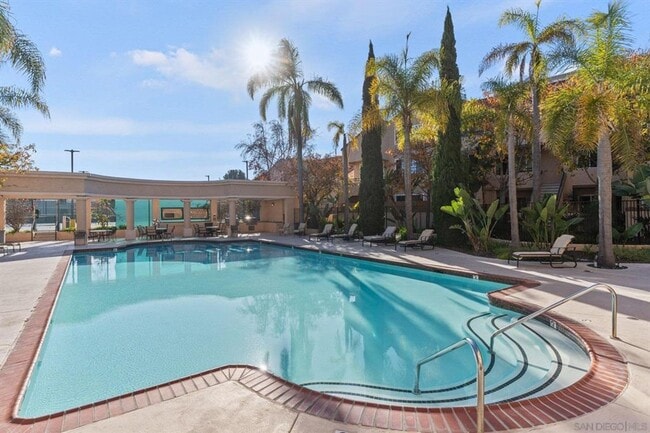 Building Photo - Great one bedroom in UTC!