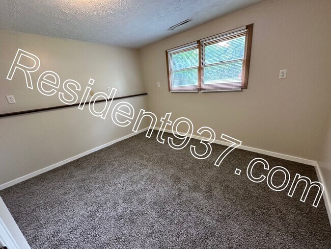 Building Photo - 3788 Sellars Rd