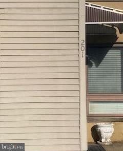 Building Photo - 201 Hunter Ct