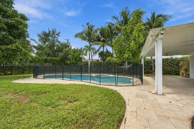 Building Photo - 7120 SW 58th St