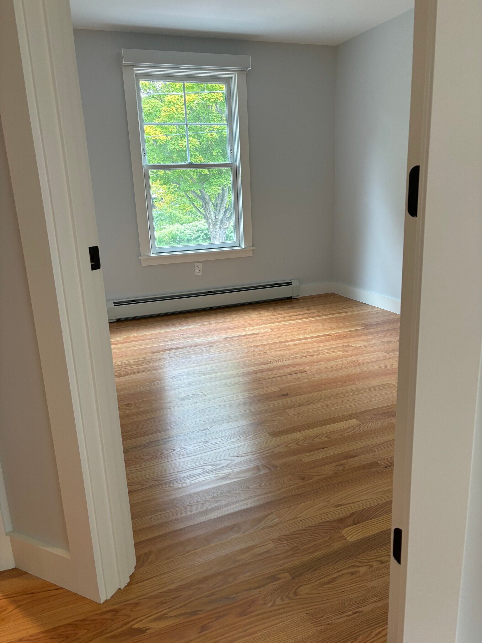 First floor Bdrm - 289 Sligo Rd