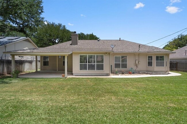Building Photo - 2900 Brandy Ln