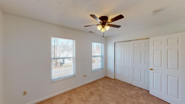 Building Photo - 2229 Symmes St