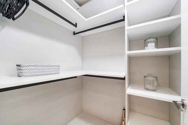 Building Photo - 300 Sunny Isles Blvd