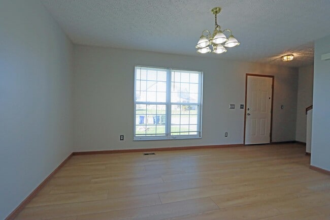 Building Photo - 4897 Nieles Edge Dr