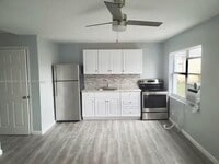 Building Photo - 4410 26th Ave