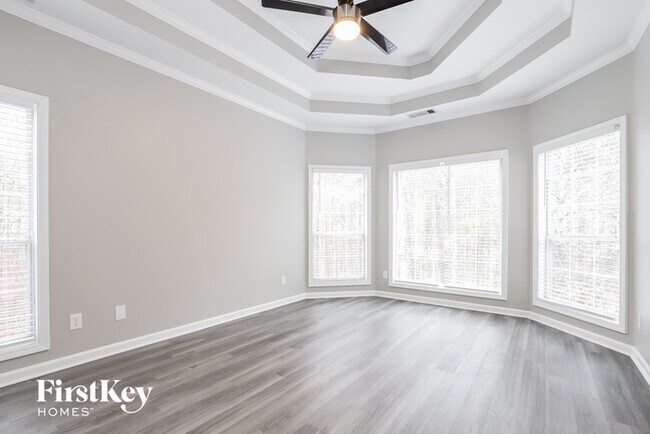 Building Photo - 5320 Parkside Trail