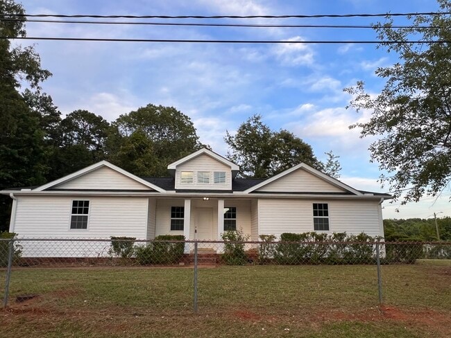 Building Photo - 100 Saville Ct