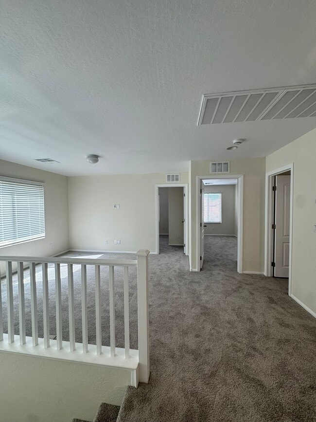 Building Photo - Brand New Home for Rent in Mountains Edge