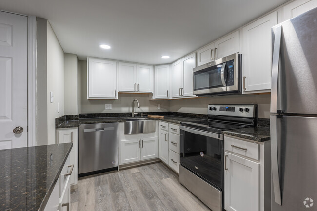 Interior Photo - Aurora Manor Townhomes