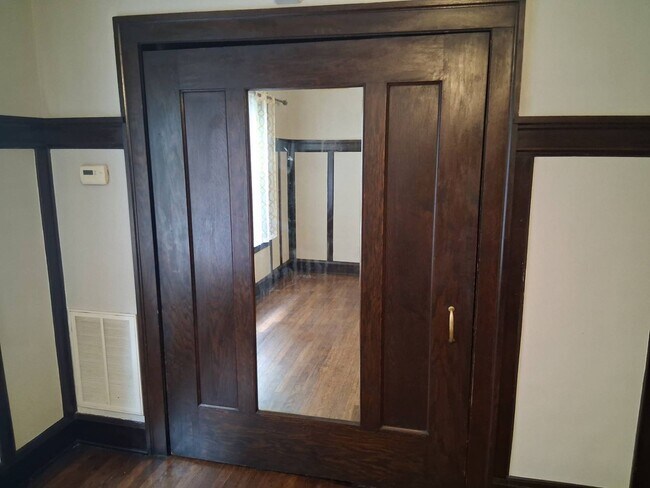 Building Photo - 2469 Overlook Rd