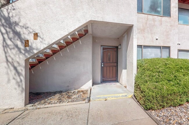 Building Photo - NE well located  Two Bedroom Condo.