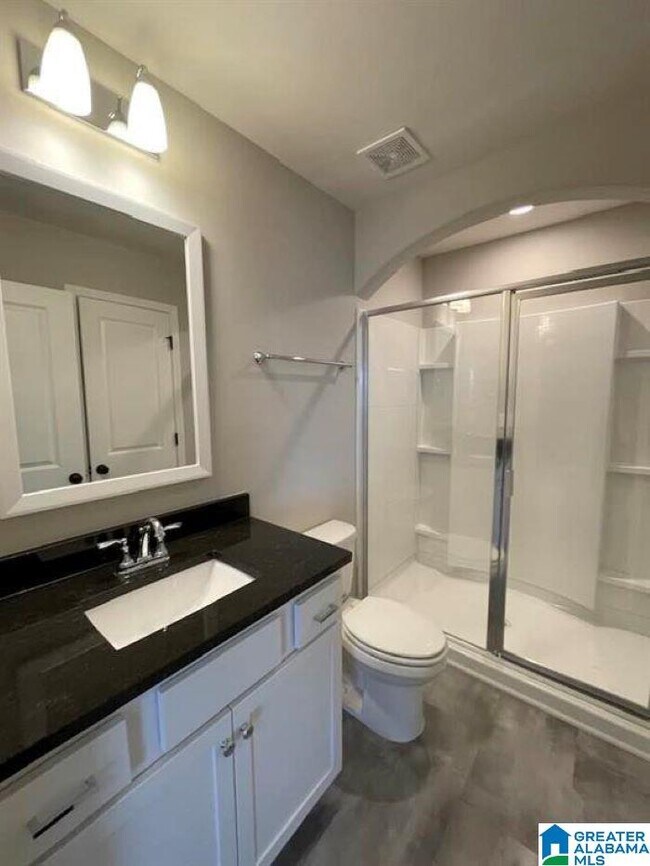 Building Photo - 4234 Lennox Dr