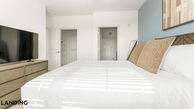 Building Photo - 11900 Marquina Blvd