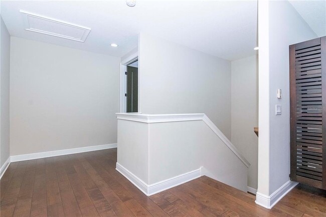 Building Photo - 4417 W Kensington Ave