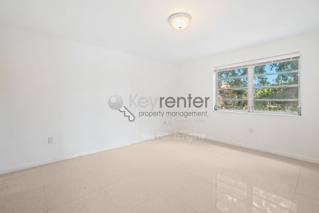 Building Photo - 15685 SW 82nd Cir Ln