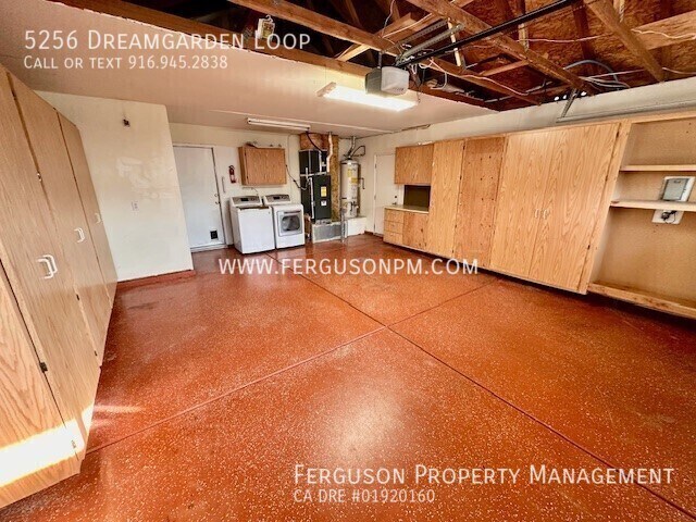 Building Photo - 5256 Dreamgarden Loop