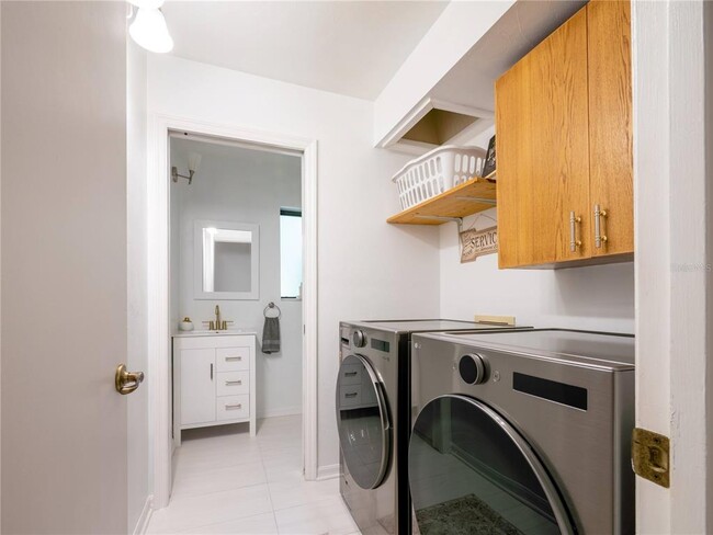 Building Photo - 11824 SW 55th St