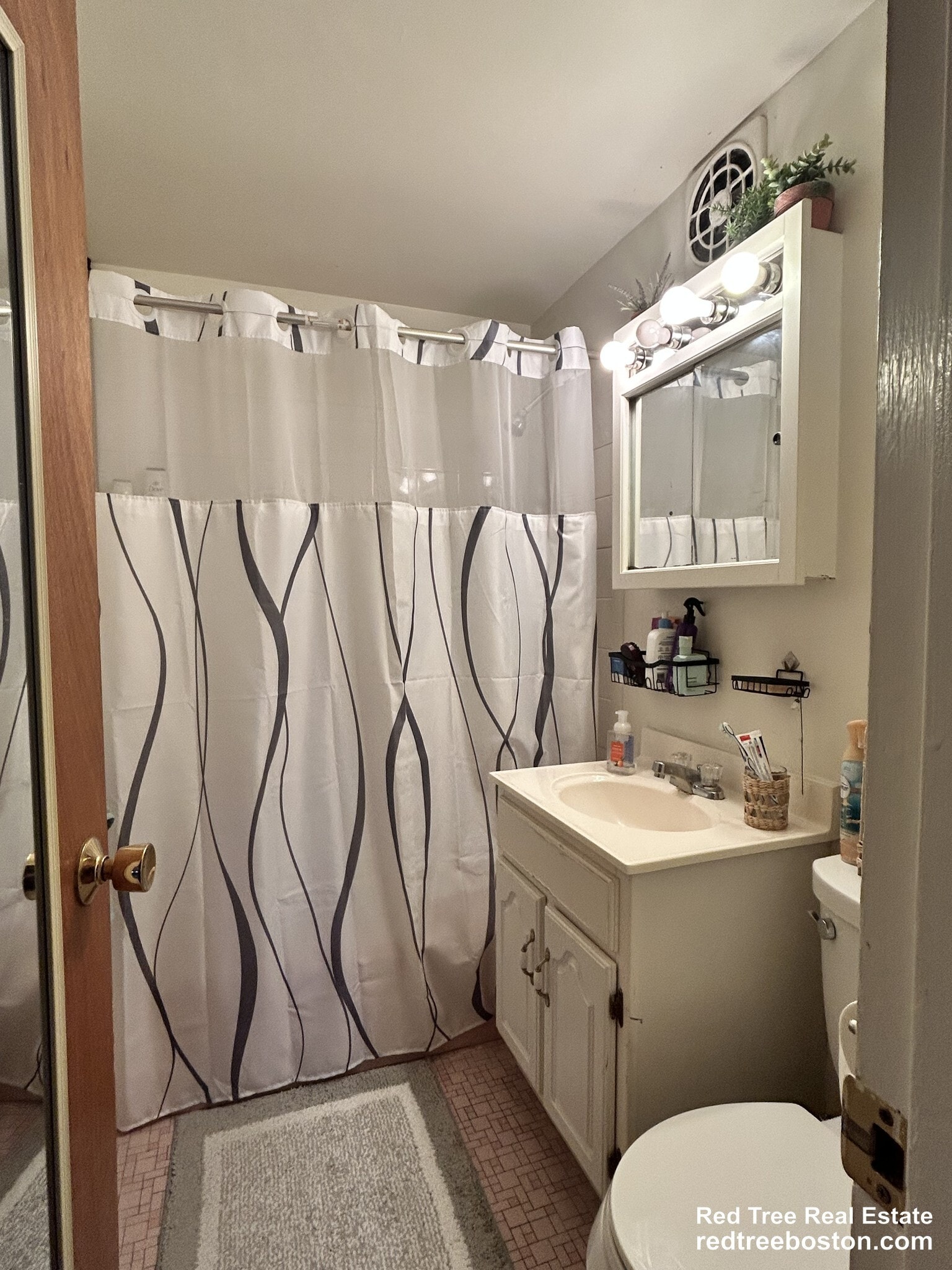 Building Photo - 199 Winthrop Rd