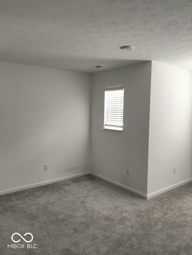 Building Photo - 1223 Saticoy Ct