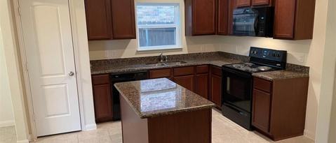 Building Photo - 2300 Sable Wood Dr
