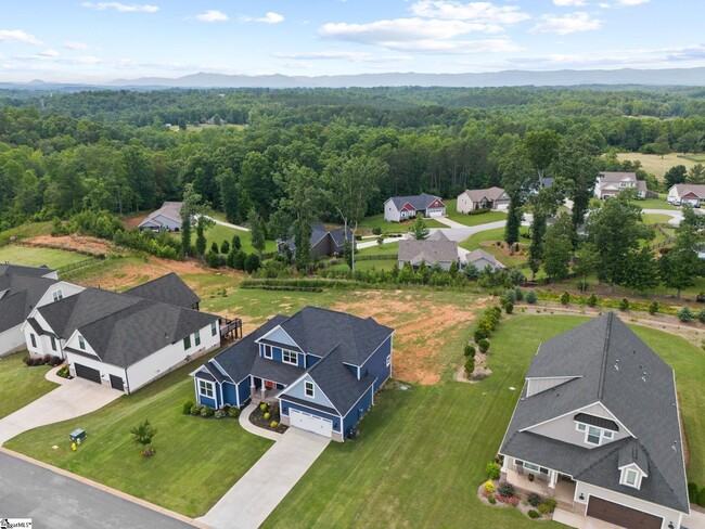 Building Photo - 222 Montview Cir