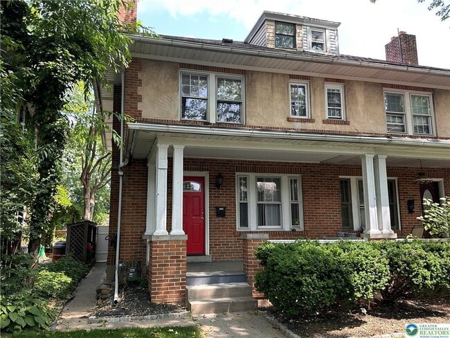 Primary Photo - 2309 W Allen St