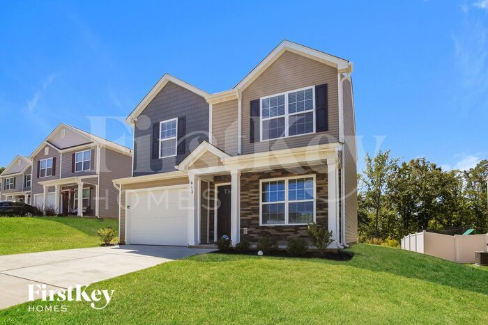 Building Photo - 413 Bennington Dr