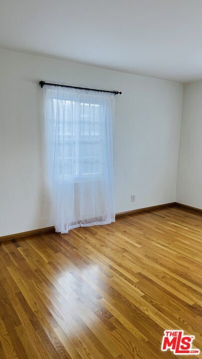 Building Photo - 6633 W 87th Pl