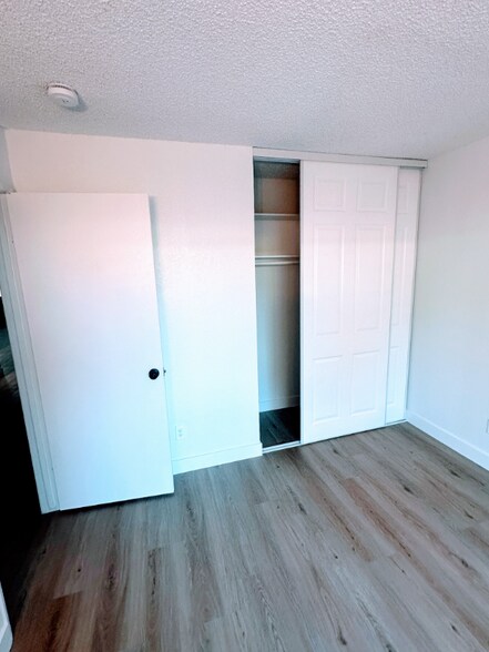 Building Photo - 3401 Egmont Way