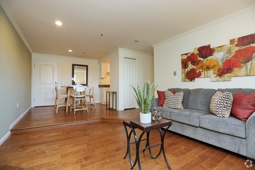 Interior Photo - The Ballinger