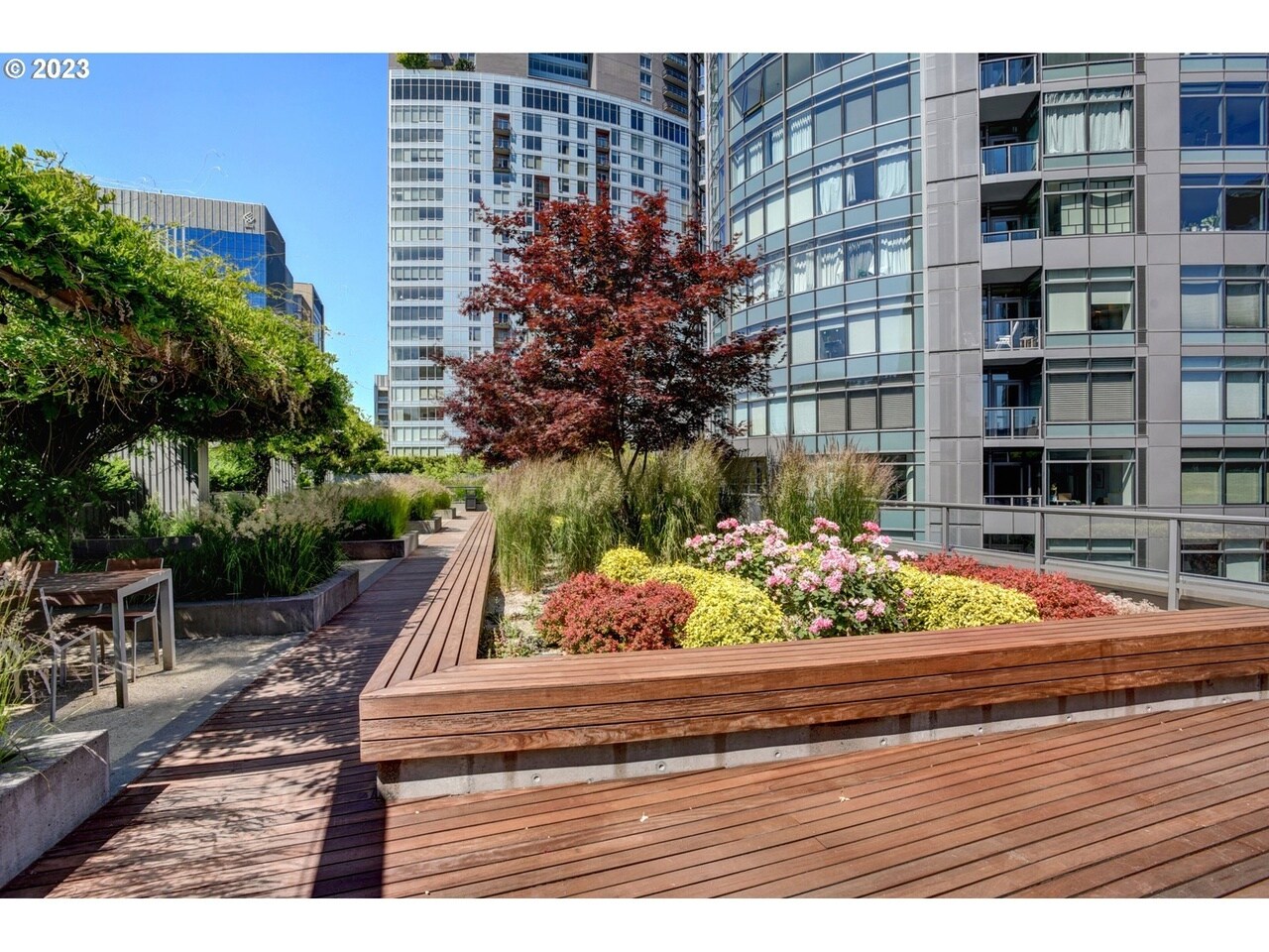 Building Photo - 3601 sw river parkway