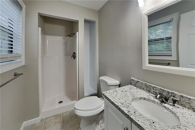 Building Photo - 1105 Tom Ln