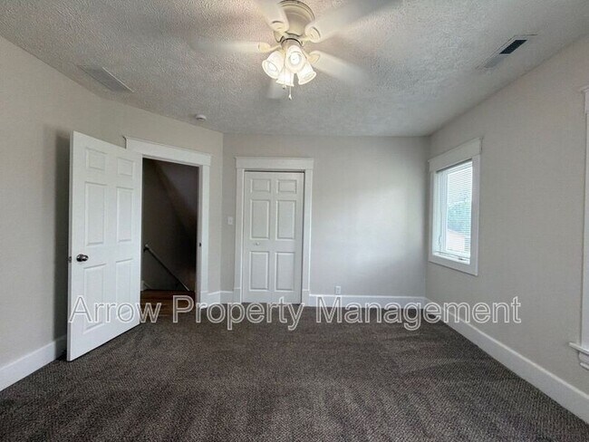 Building Photo - 2068 S 18th St