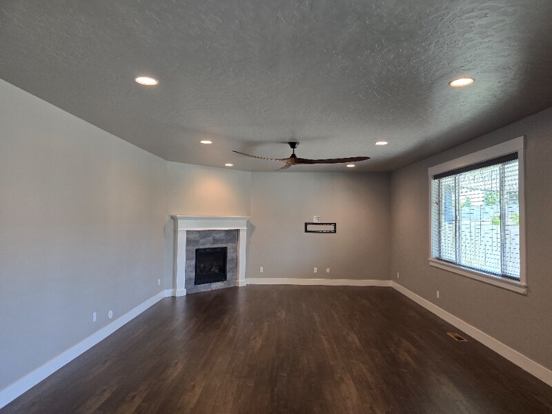 Building Photo - 5951 W Riva Capri St