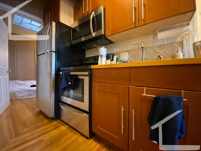 Primary Photo - 2 Bedroom
