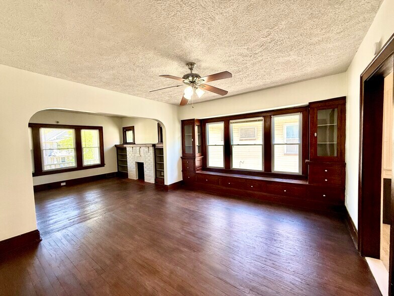 Building Photo - 11521 Florian Ave