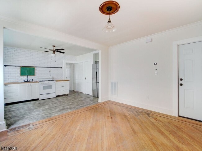 Building Photo - 97 La France Ave